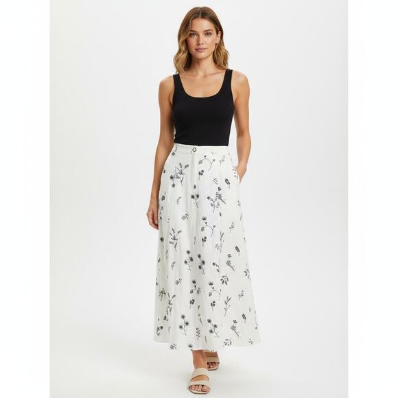 Tahari White Black Floral Embroidered Maxi Skirt Womens XS Button Boho Chic - Picture 1 of 8